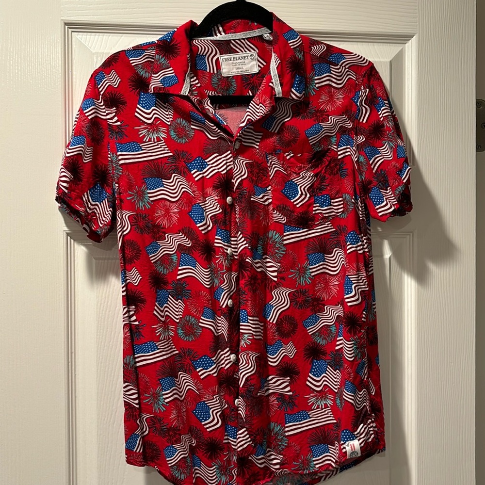 Men’s short sleeve button up